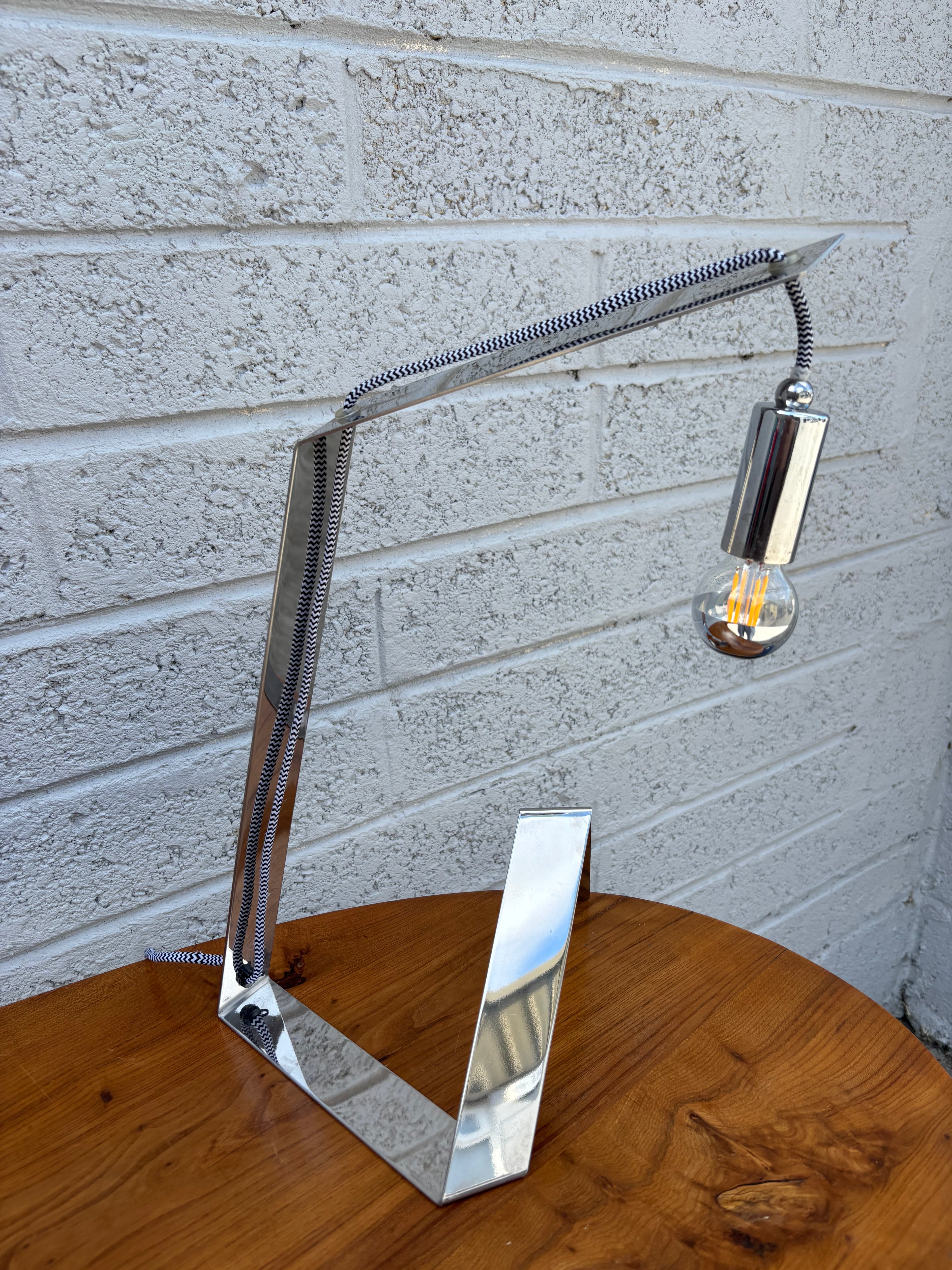 Postmodern Chrome Ribbon Table Lamp distributed by Agemob