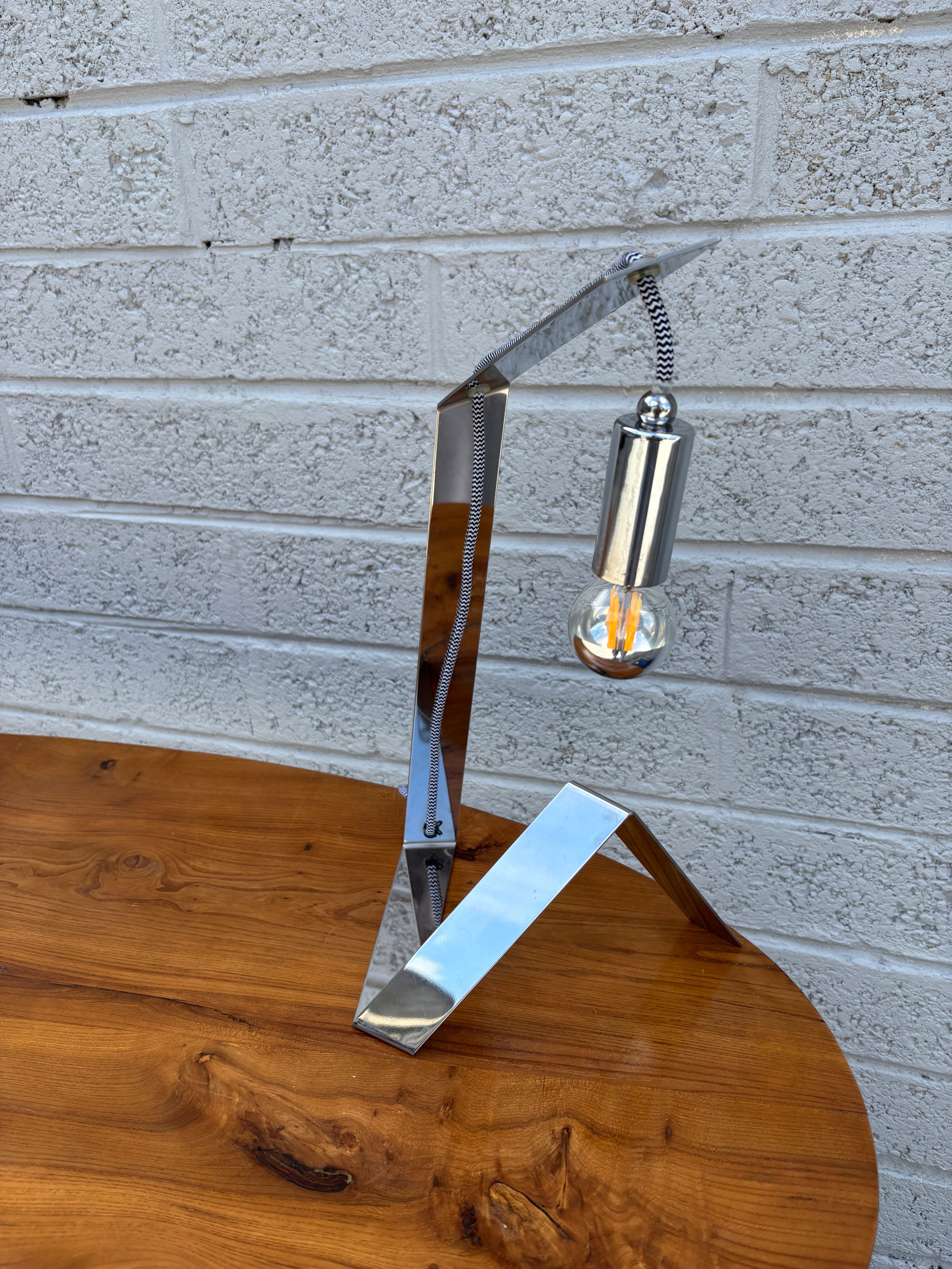 Postmodern Chrome Ribbon Table Lamp distributed by Agemob