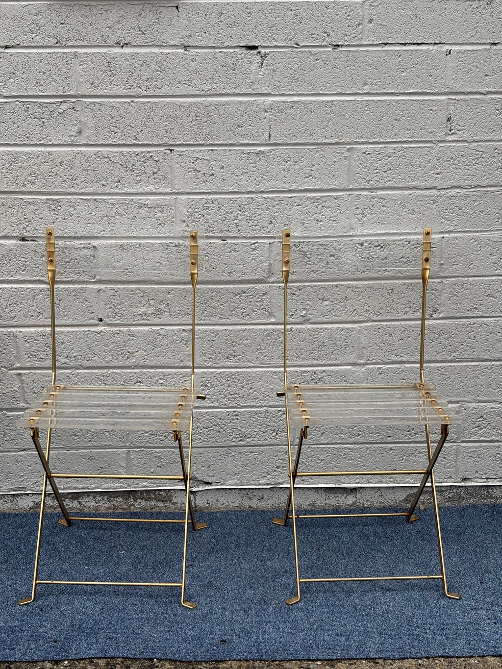 Pair of 'Les Invisibles' Lucite & Brass Folding Chairs by Lebovici & Berthet for Marais International, 1970s